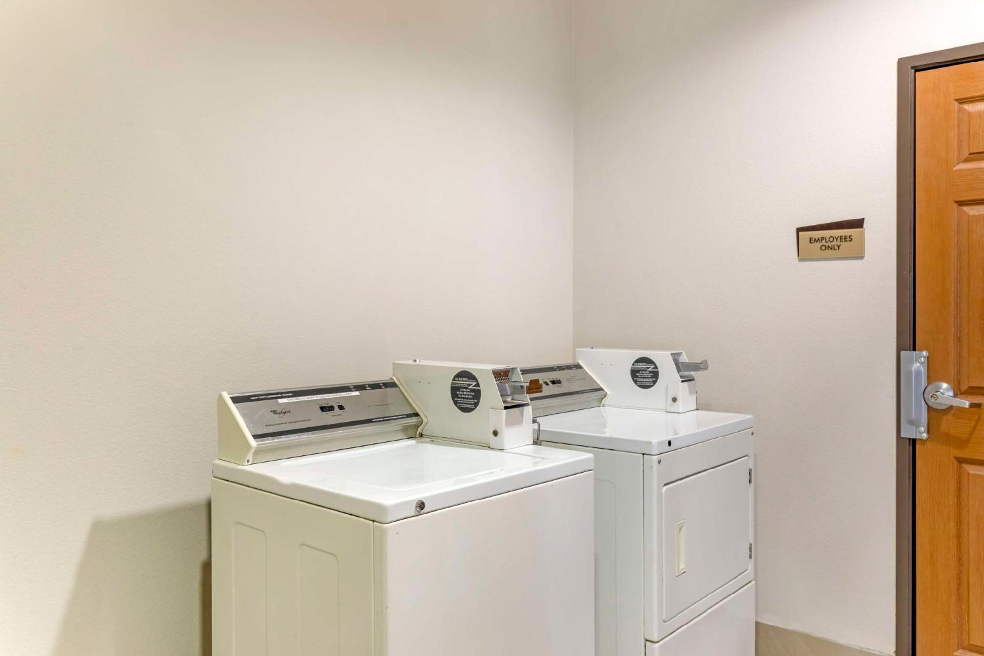 Best Western Fort Worth Inn And Suites Экстерьер фото