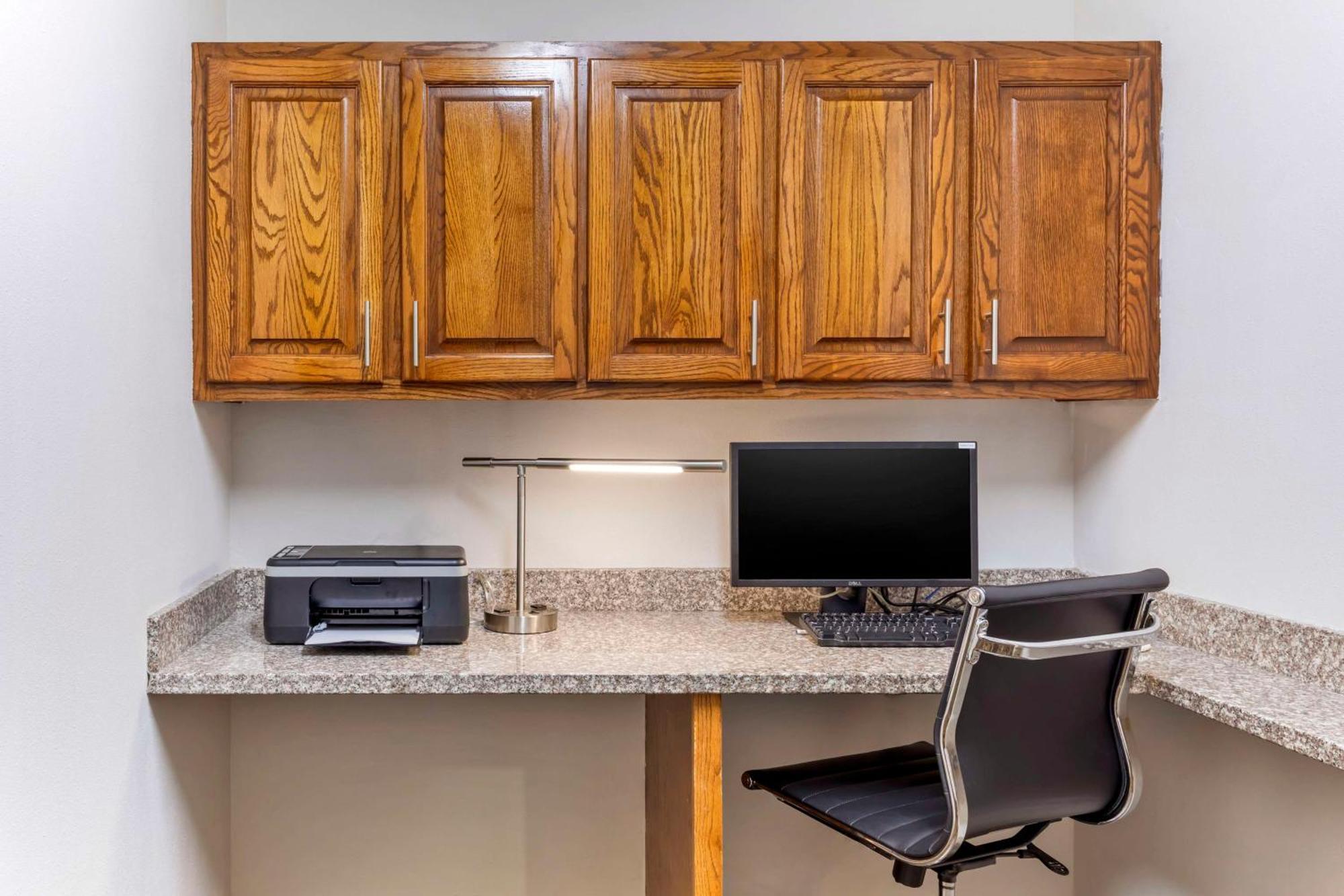 Best Western Fort Worth Inn And Suites Экстерьер фото
