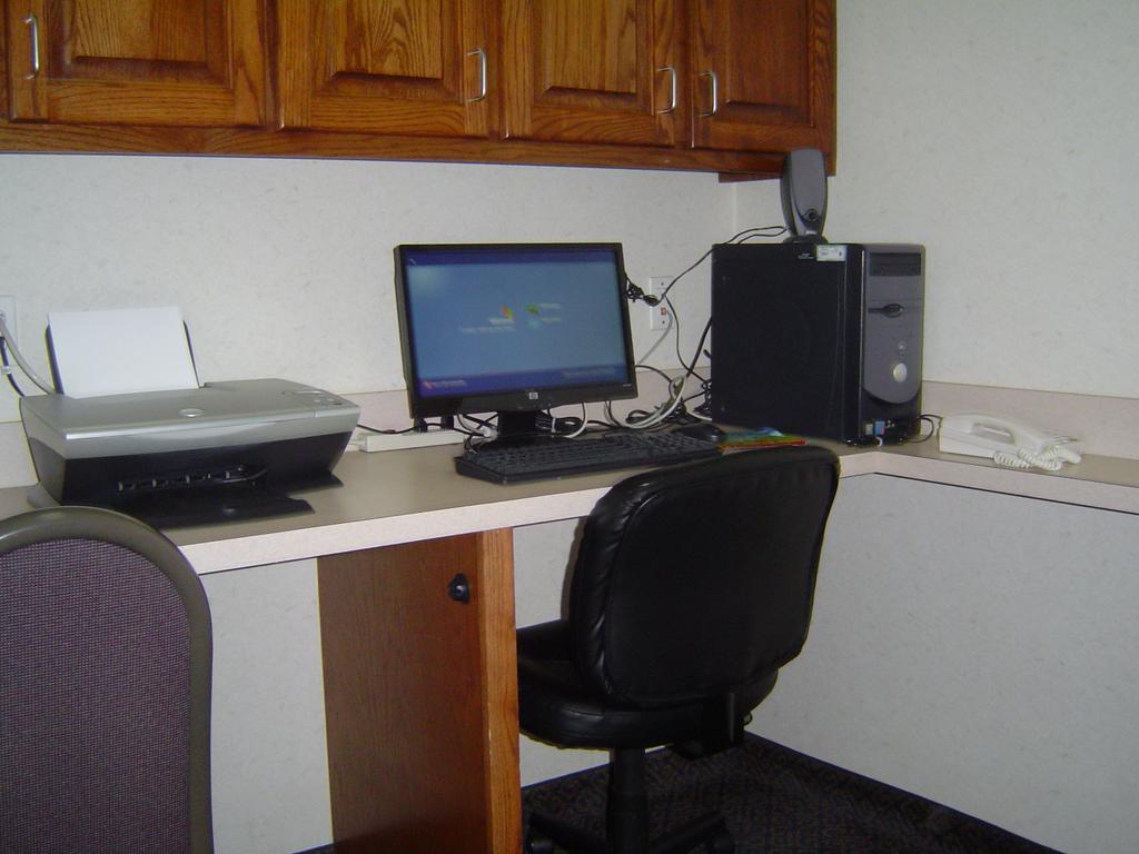 Best Western Fort Worth Inn And Suites Экстерьер фото