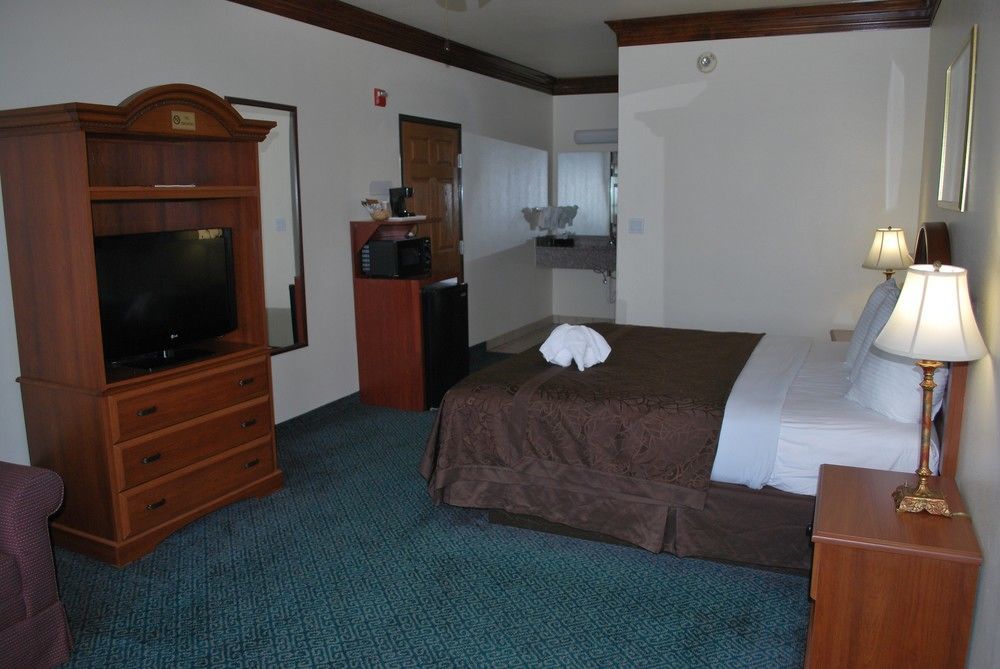 Best Western Fort Worth Inn And Suites Экстерьер фото