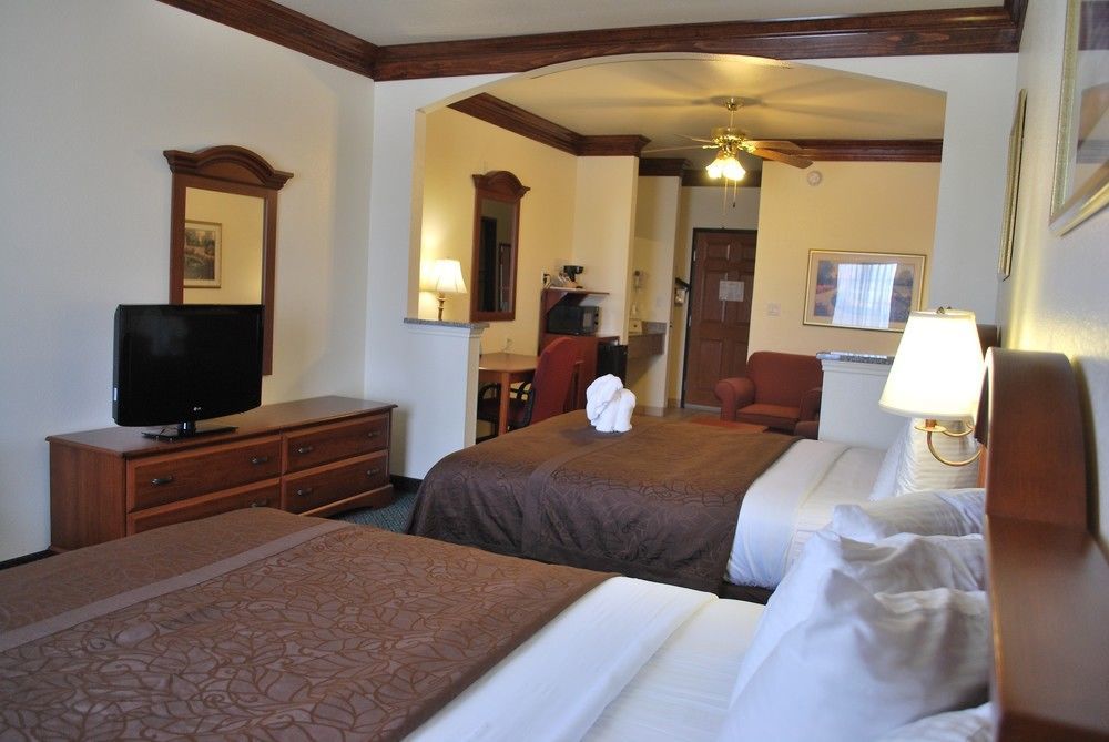 Best Western Fort Worth Inn And Suites Экстерьер фото