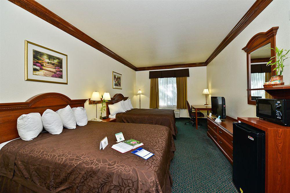 Best Western Fort Worth Inn And Suites Номер фото
